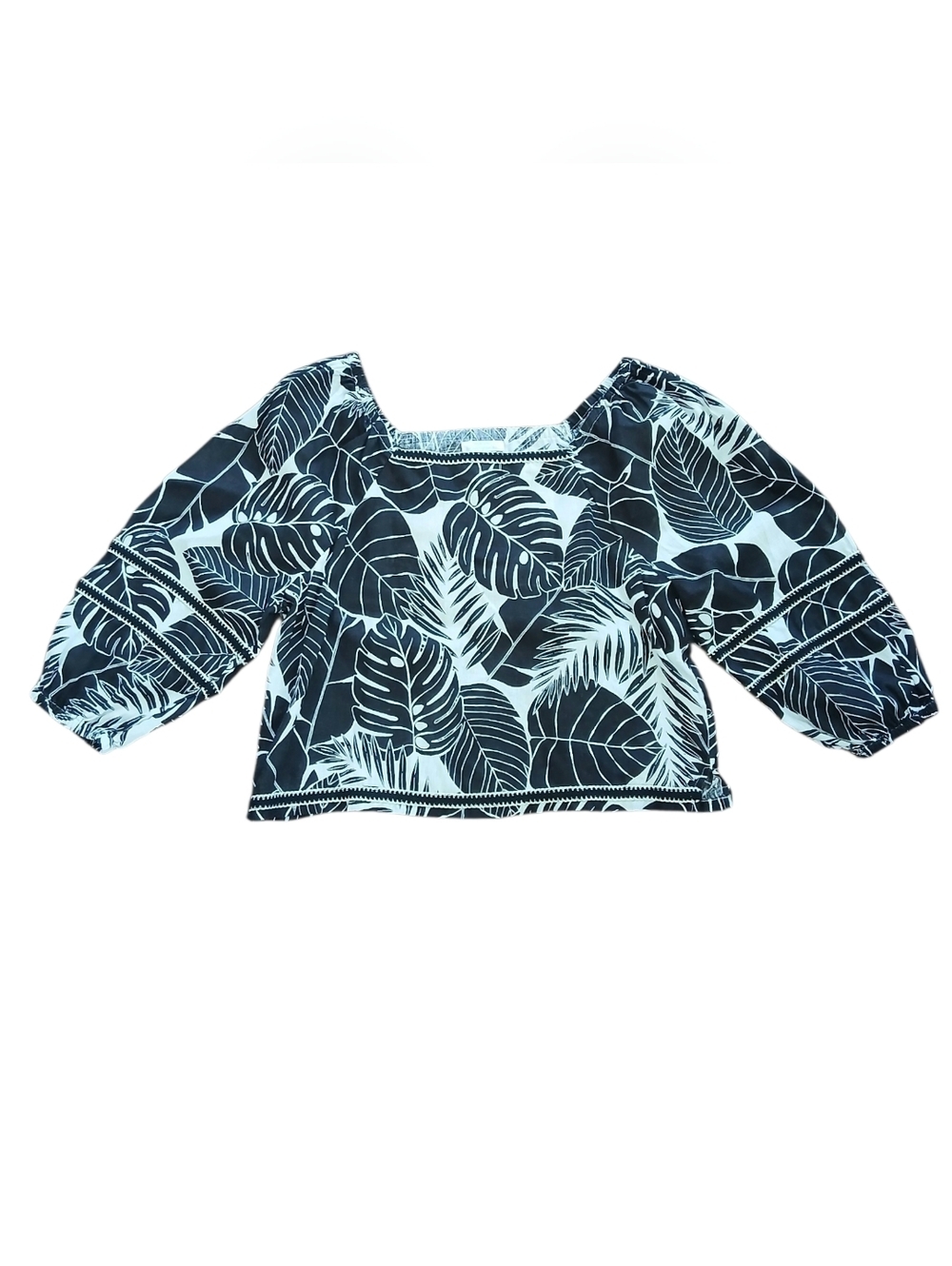 Cynthia Rowley 100% Linen Black And White Leaf Pattern Crop Top Blouse